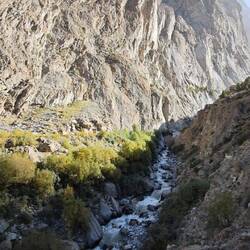 Es geht immer dem Fluss Nangma entlang