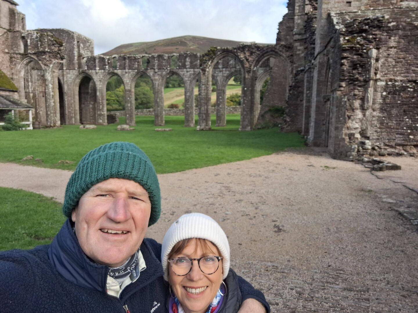 Llanthony priory