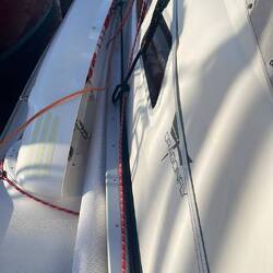 Gennakerbaum sauber weggestaut