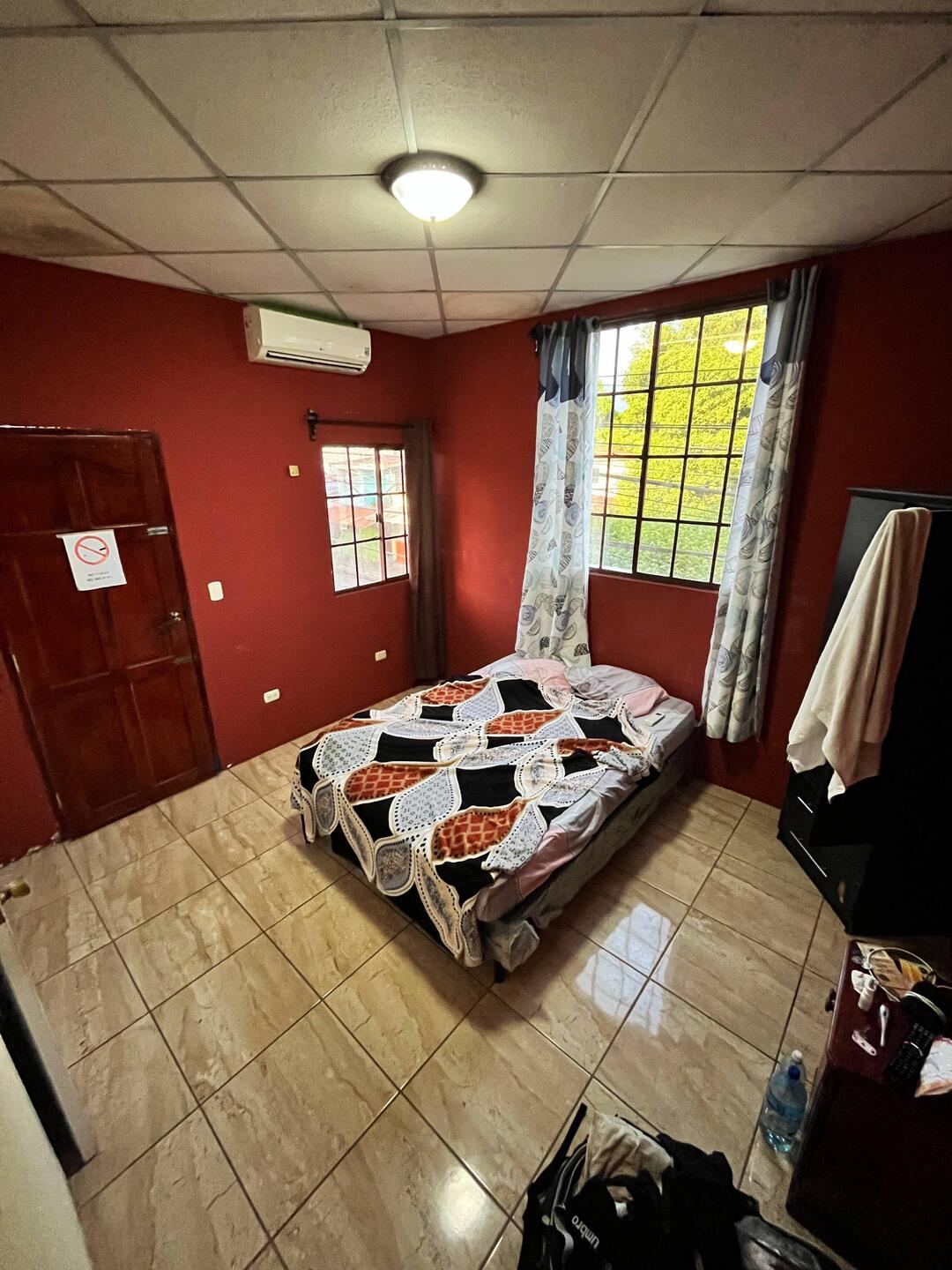 Trautes Heim, Glück allein: mein Zimmer im Hotel Villalobos