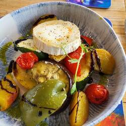 Warm goat's cheese and mediterranean salad off Uags, entry of Loch Carron