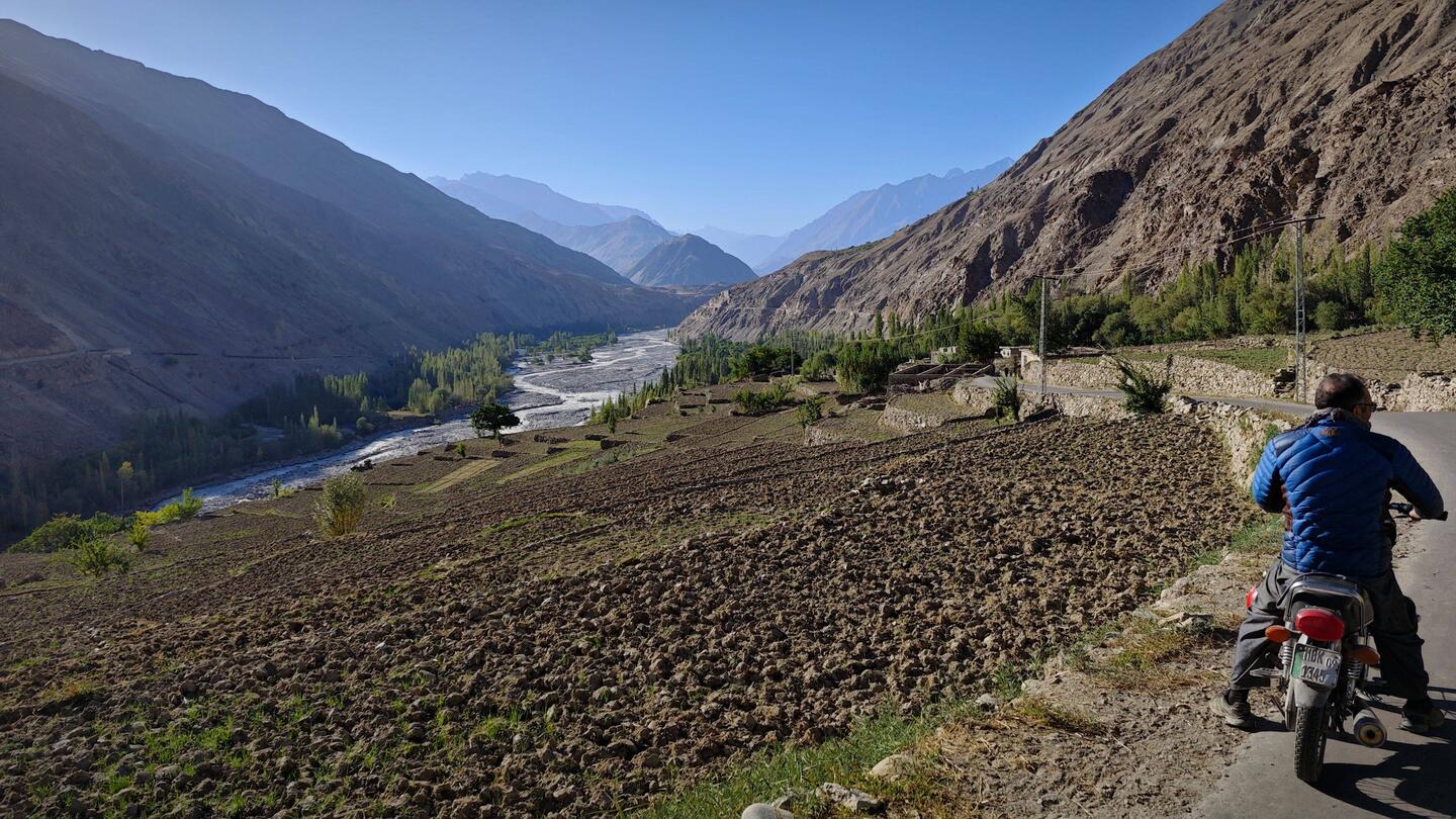 Entlang des Hushe zwischen Kanday und Khaplu