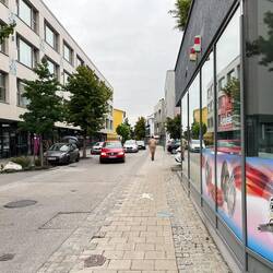 Einkaufsstraße in Traun