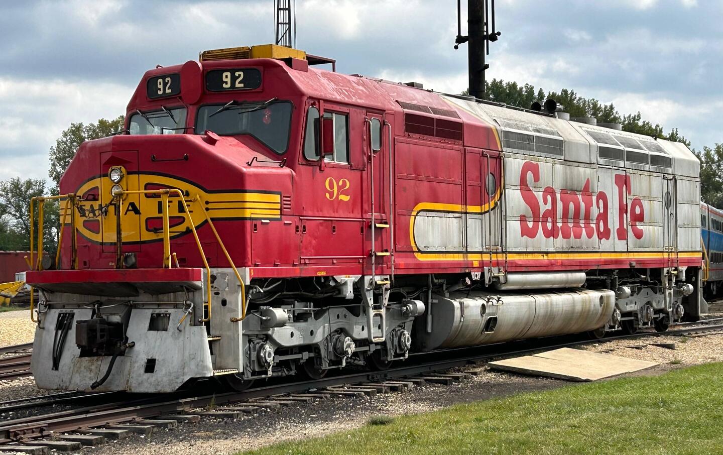 FP45 diesel in the famous 'Warbonnet' livery