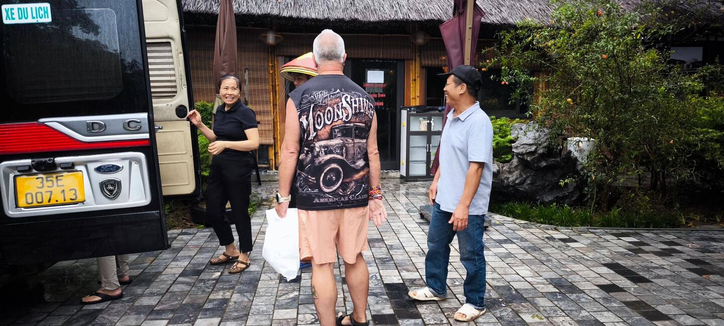 ❤️ licher Abschied von der Hotelcrew in Ninh Binh