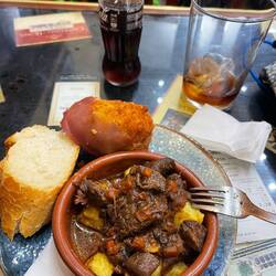 I was starving when I got to Viana, so I had a tapas lunch at 10:15 AM. 😀