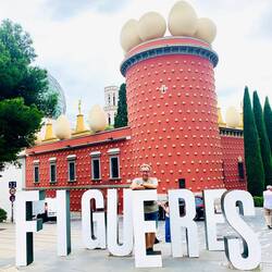 Tagesausflug zu Dalis Geburtsstadt