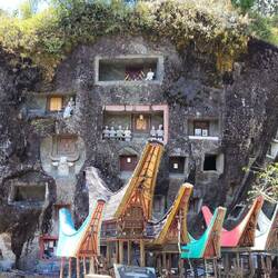 NUR RANGHOHE WERDE AUSGESTELLT.