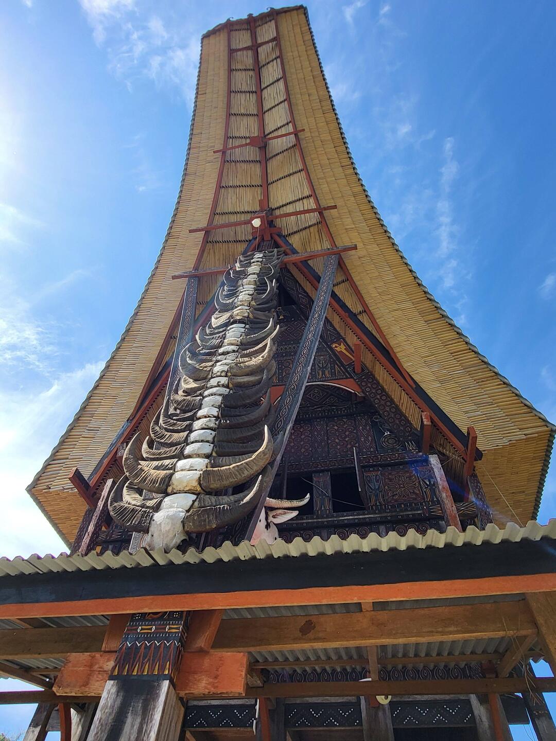 VIELE HORNPAARE= VIEL GELD