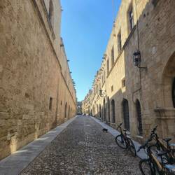 Odos Ippoton, besser bekannt als Ritterstraße, in der Altstadt von Rhodos