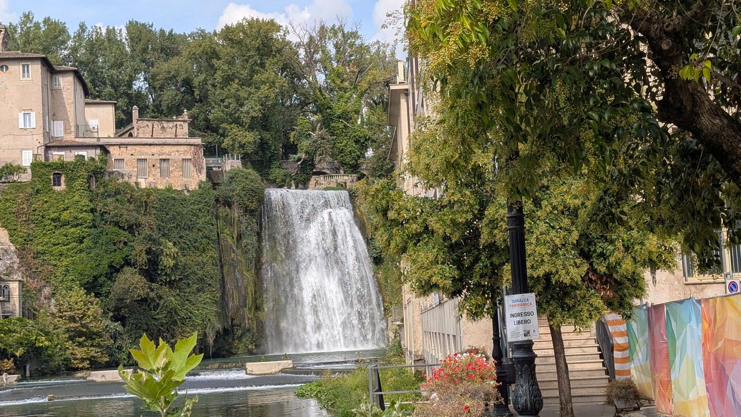 Isola del Liri: Der Wasserfall mitten in der Stadt