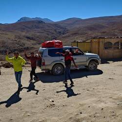 Tänzchen gefällig am Deosai Top