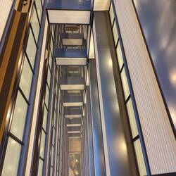 Blick ins Hoteltreppenhaus