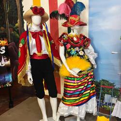 Traditionelle Tanztracht