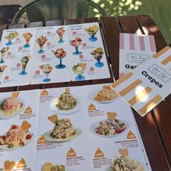 Coup, Spaghettieis, Crepes oder Waffeln 😁