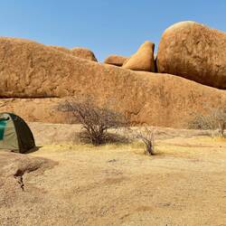 Unser Camp wieder idyllisch gelegen mit ganz viel Platz