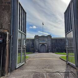 Ein bisschen mulmig war mir schon beim Eintritt in das Gefängnis