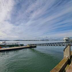 Das Boot nach Spike Island