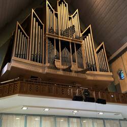 Maple Leaf Organ