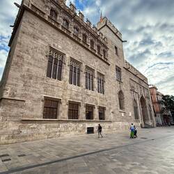 Silk Market building