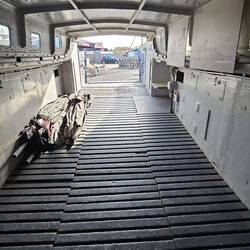 Landungsboot... sehr klein