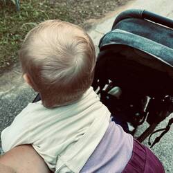 Warum die Position wohl besser ist als im Kiwa sitzen 😅🤷‍♀️