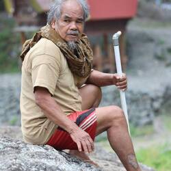 EINHEIMISCHER TOURIST