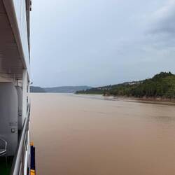 ....den Yangtze weiter hinab