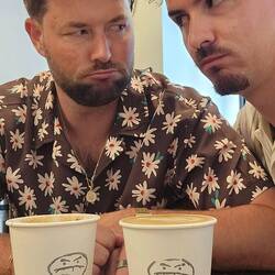 Im Café grumpy...