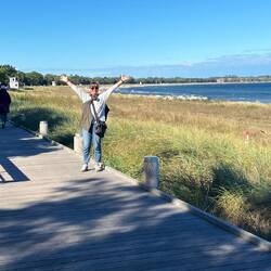 Die Sonne und Petra lachen um die Wette.