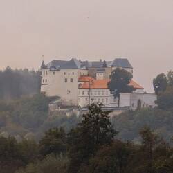 Ľupčiansky Castle - 10x Zoom plus fog doesn't make the best pics