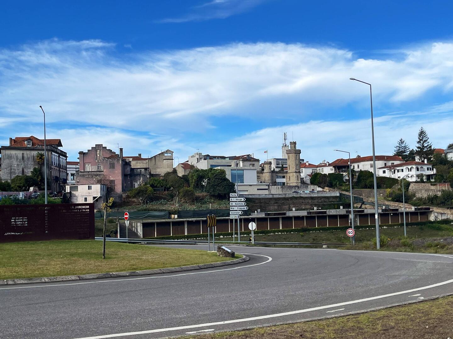 Imagine living in a city that has an ancient cathedral. That would be so cool.