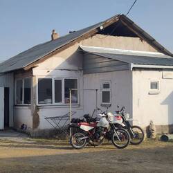 In Sary Tash, Kismet and Murghob have to wait a bit, since the knights want to go out...