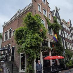 Cafe Chris next door, dating back to 1624, it's apparently the oldest freehouse in Amsterdam