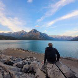 Kake Minnewanka mit Blick auf Mt. Ashley