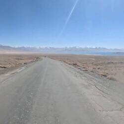 ...and down from the mountains towards the Kara Kul