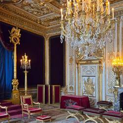 La chambre du Roi que Napoléon transforme en salle du trône