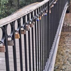 Schlange Stehen typisch Britisch