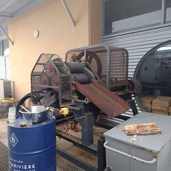 Extracteur du jus de canne