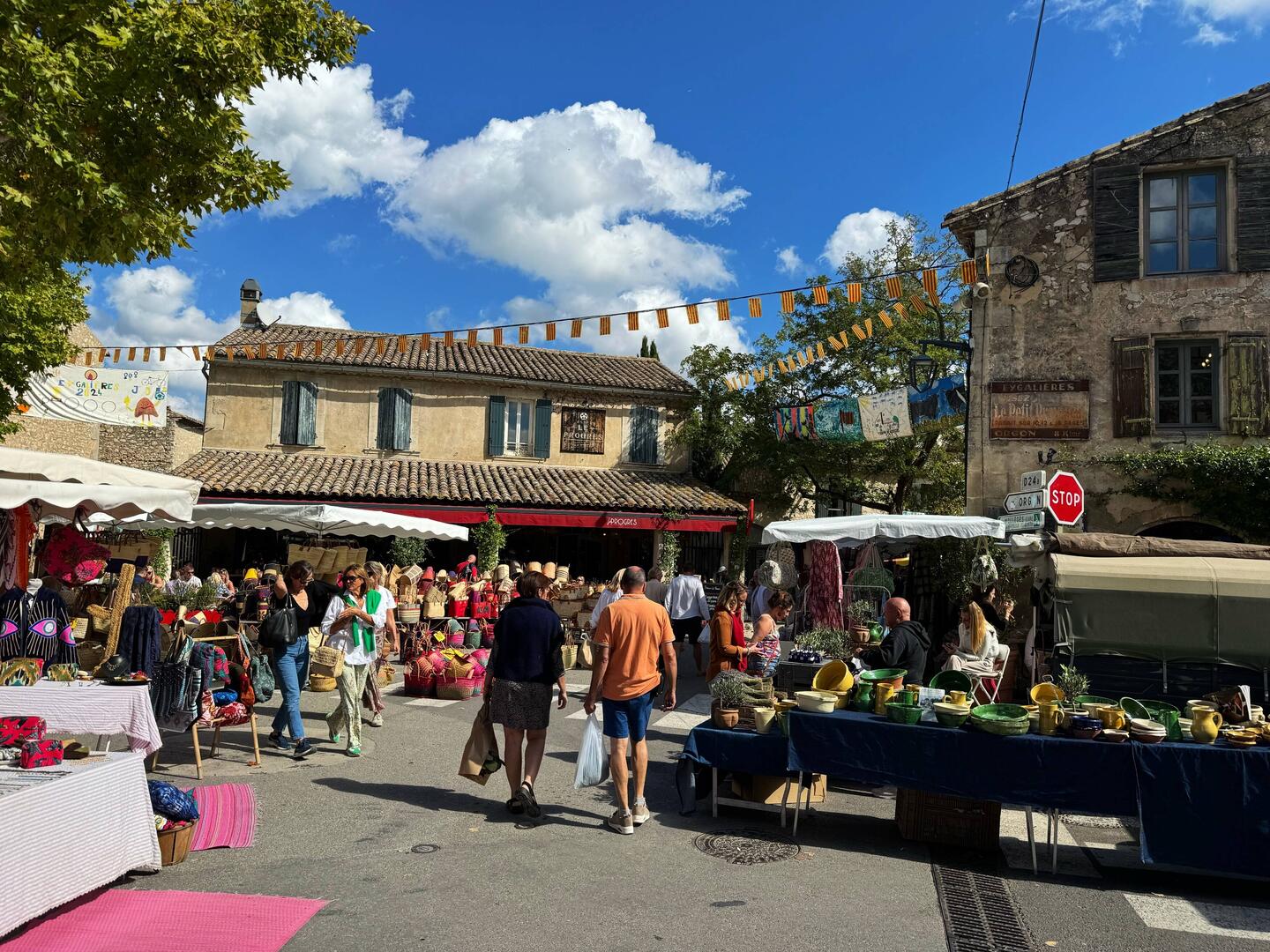 Markttag in Eygalières
