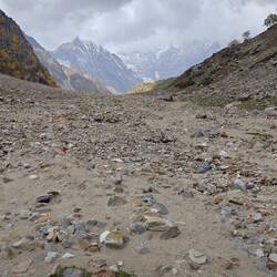 Rechts bin ich hoch ... jedoch nicht weit.