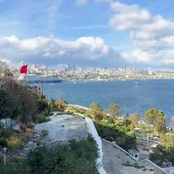 Video of the water from Topkapi Palace; you can see part of Constantinople's defensive wall