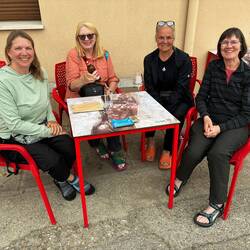 New Camino friends from Australia and Sweden.