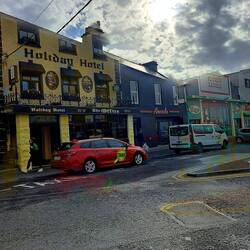 Im "the office" habe ich 2 Abende bei der Trad Folk Session im Hinterzimmer mitgespielt