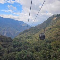 Seilbahn zur Inkastätte "Kuelap"