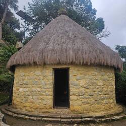 Nachbildung einer der damaligen Hütten