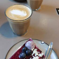 Unseren Kaffee hatten wir aber bereits vorher bereits bei Salling, wo wir auch geshoppt hatten 😀