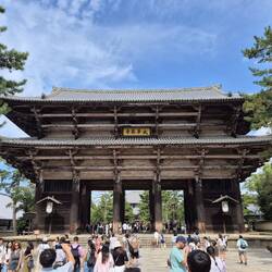 Eingangstor aus dem 13. Jahrhundert