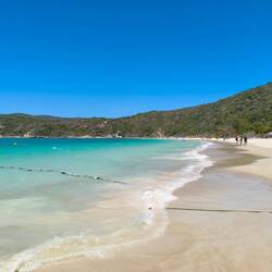 Und dann so wunderschön klares und erstaunlich kaltes Wasser