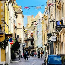 Céntrica, perfecta para explorar y descubrir todo a pie.